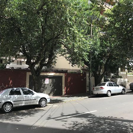 Pousada Hostel Universitario Londrina Luaran gambar